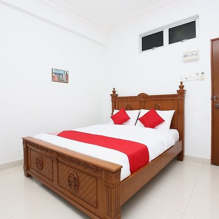 Super Oyo 89435 Nusantara Group Hotel Jertih Екстер'єр фото