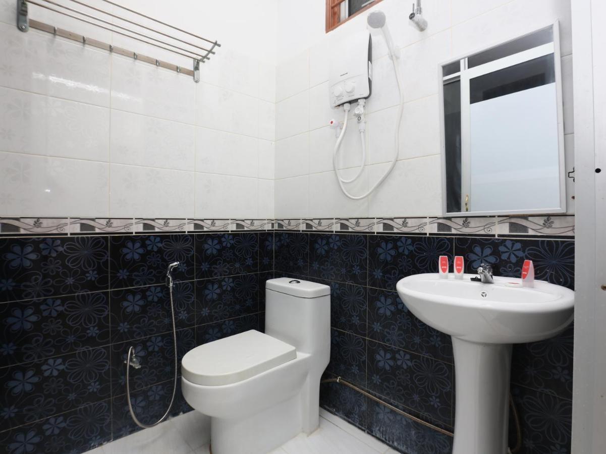 Super Oyo 89435 Nusantara Group Hotel Jertih Екстер'єр фото