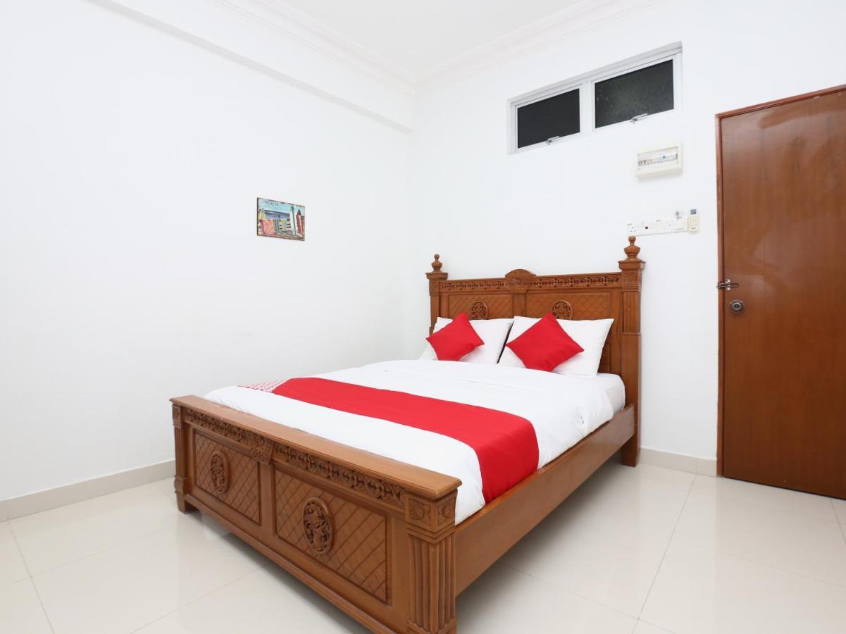 Super Oyo 89435 Nusantara Group Hotel Jertih Екстер'єр фото