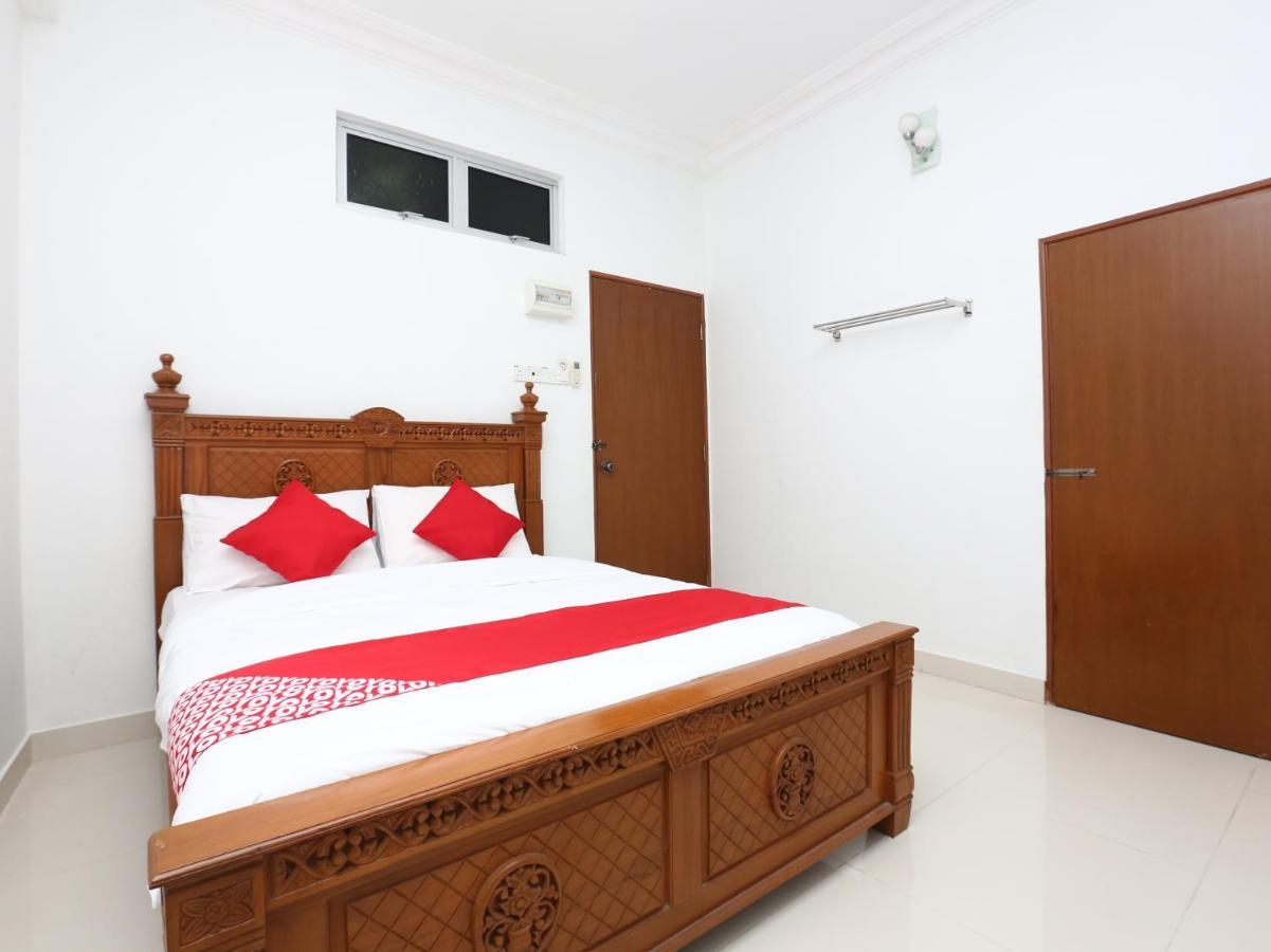 Super Oyo 89435 Nusantara Group Hotel Jertih Екстер'єр фото