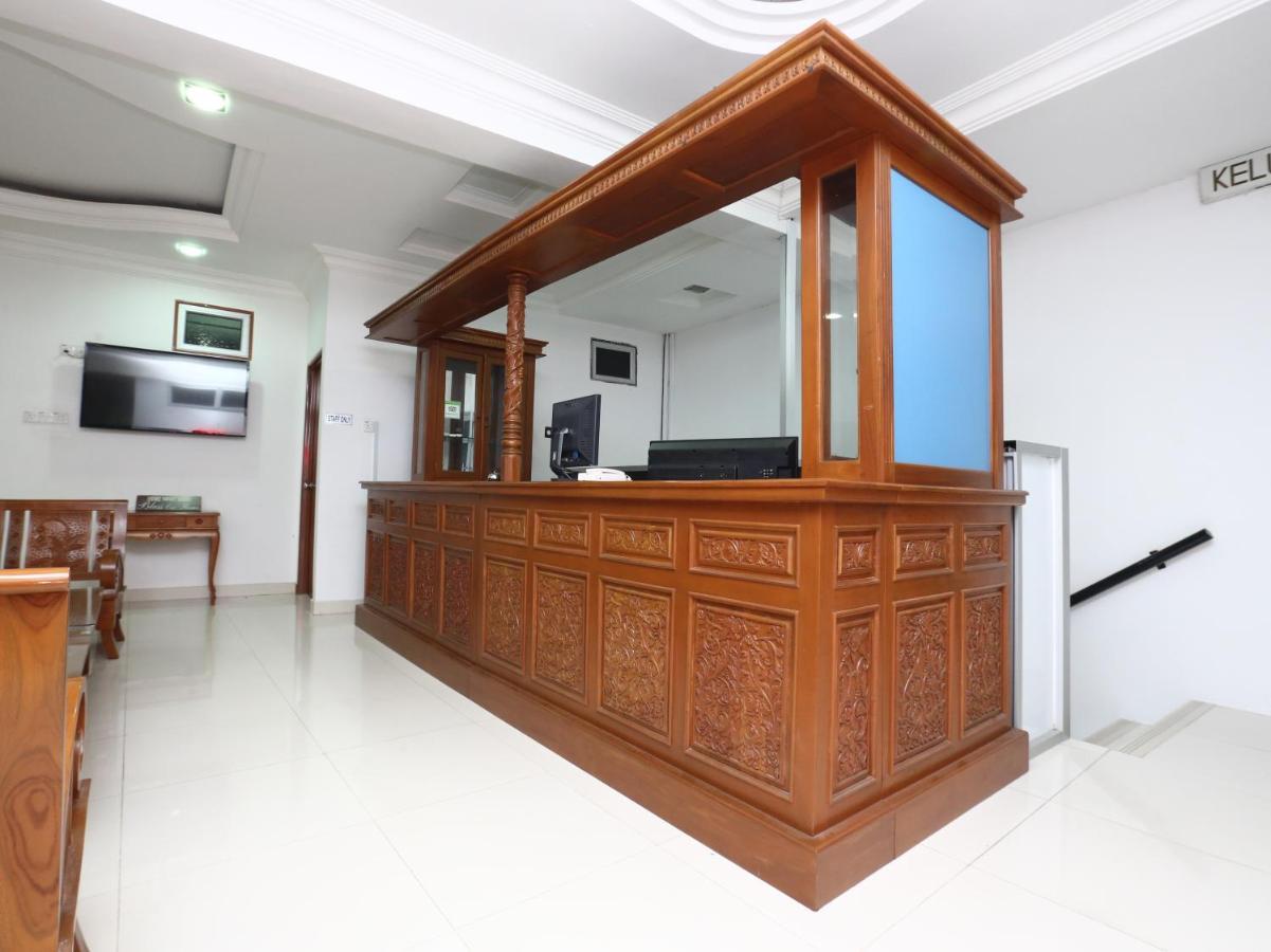 Super Oyo 89435 Nusantara Group Hotel Jertih Екстер'єр фото